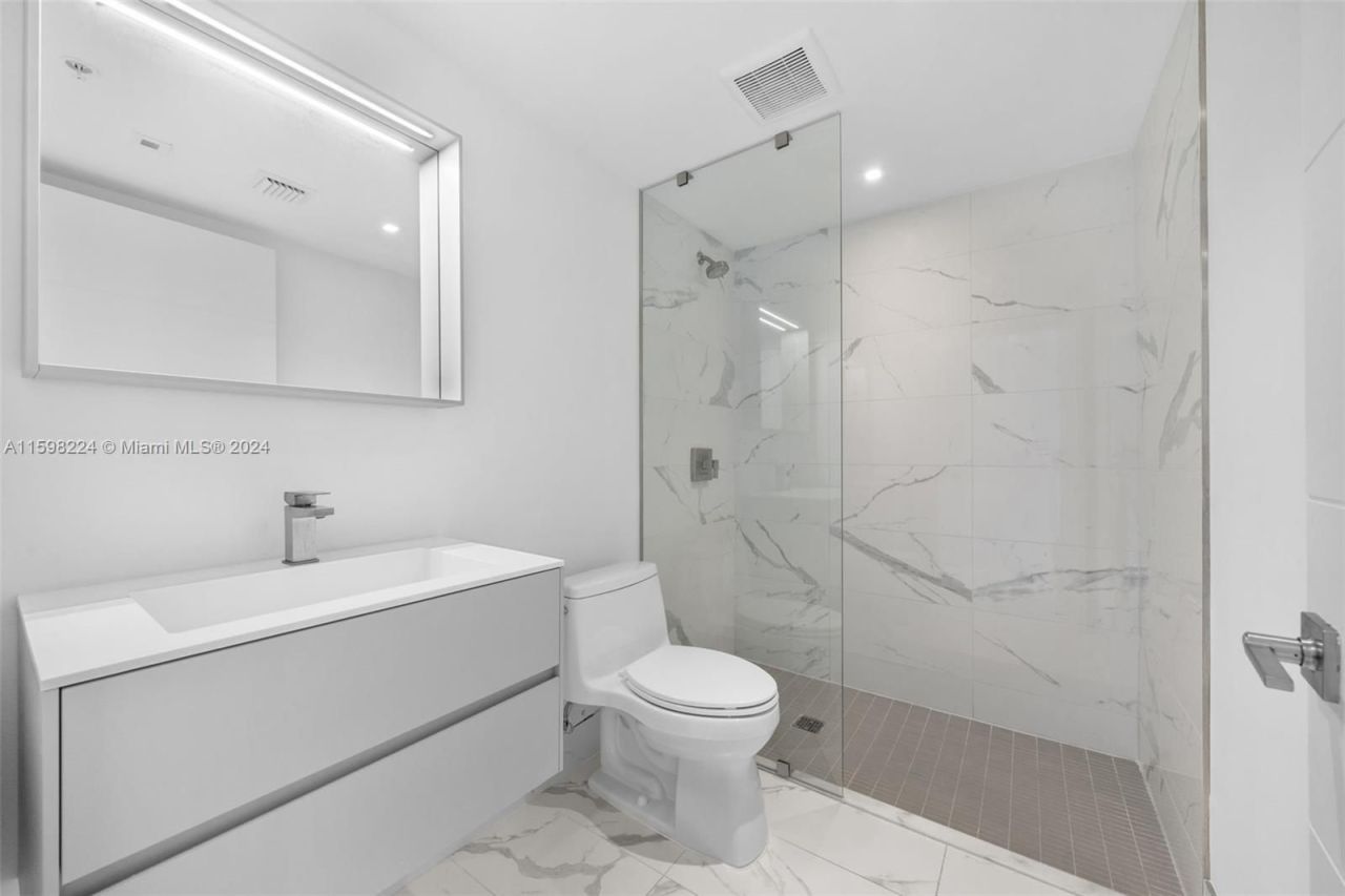 Квартира в Майами, США, 160 м² - фото 16