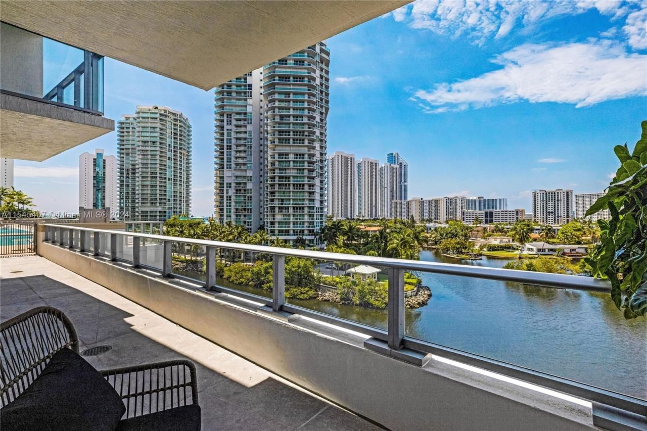 Квартира в Майами, США, 260 м² - фото 9