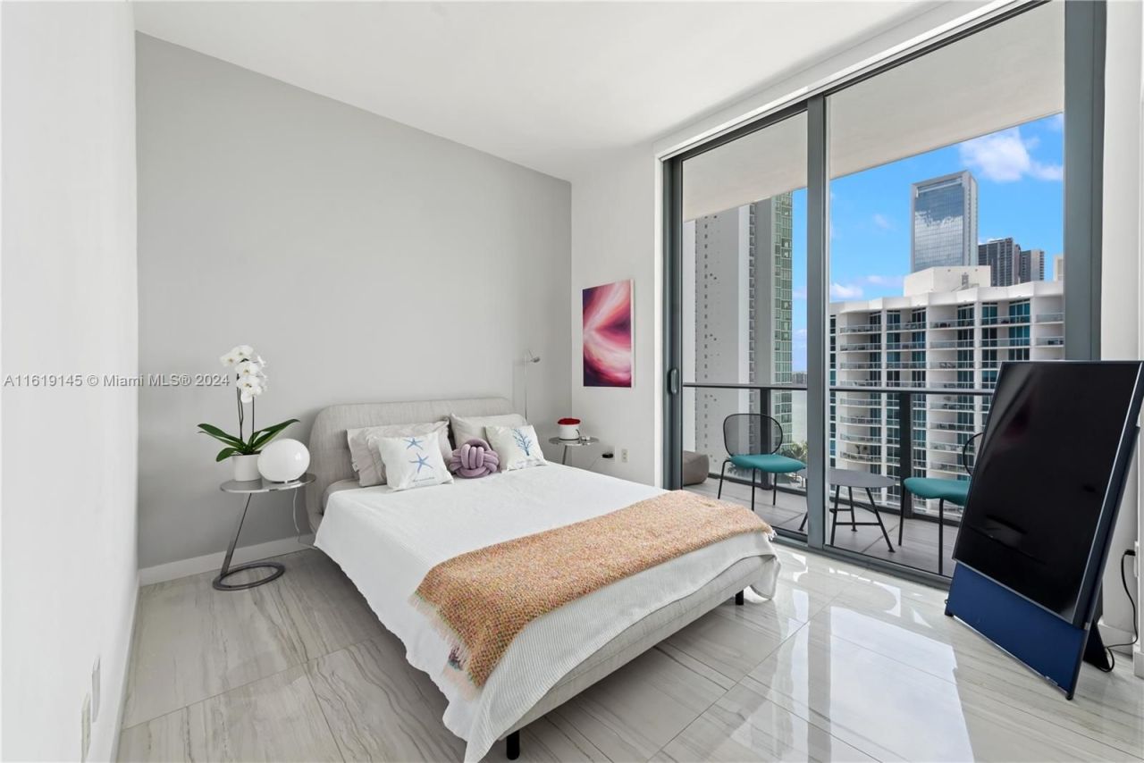 Квартира в Майами, США, 220 м² - фото 13