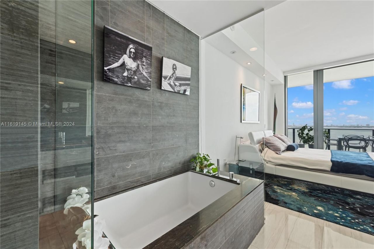 Квартира в Майами, США, 220 м² - фото 12