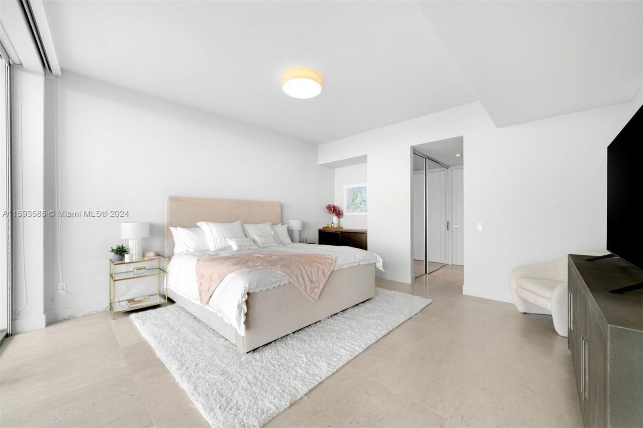 Квартира в Майами, США, 220 м² - фото 10