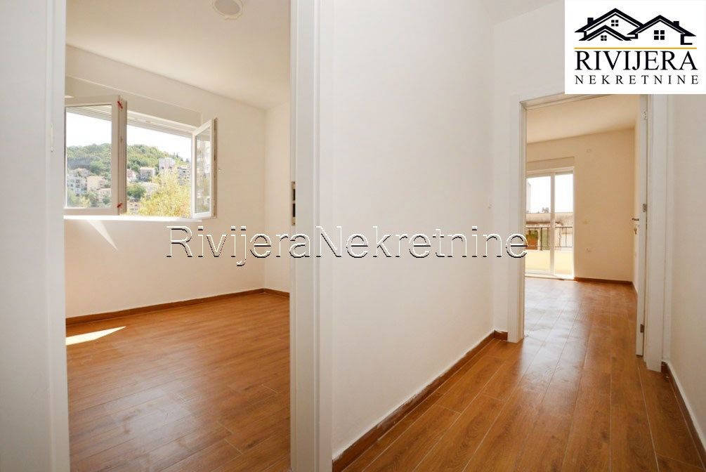 Квартира в Херцег-Нови, Черногория, 47 м² - фото 6