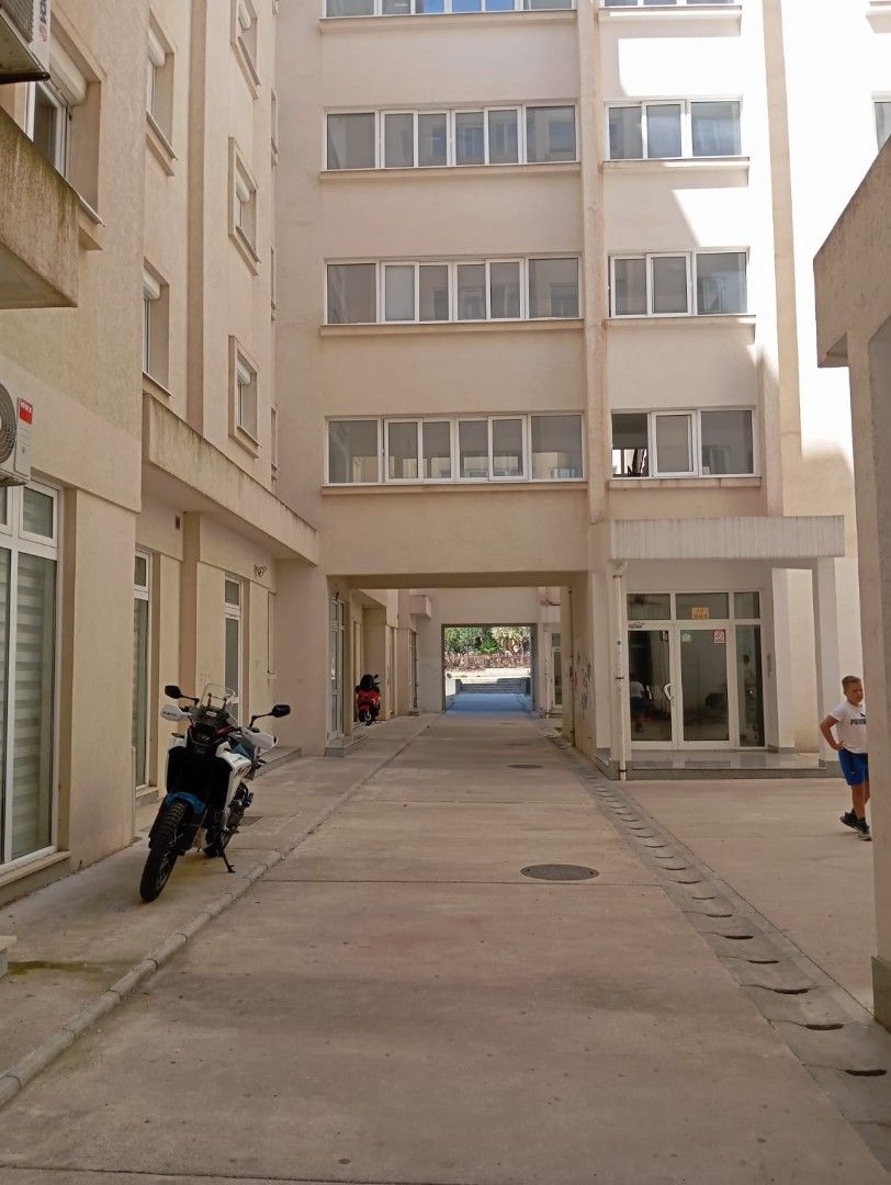 Квартира в Баре, Черногория, 83 м² - фото 3