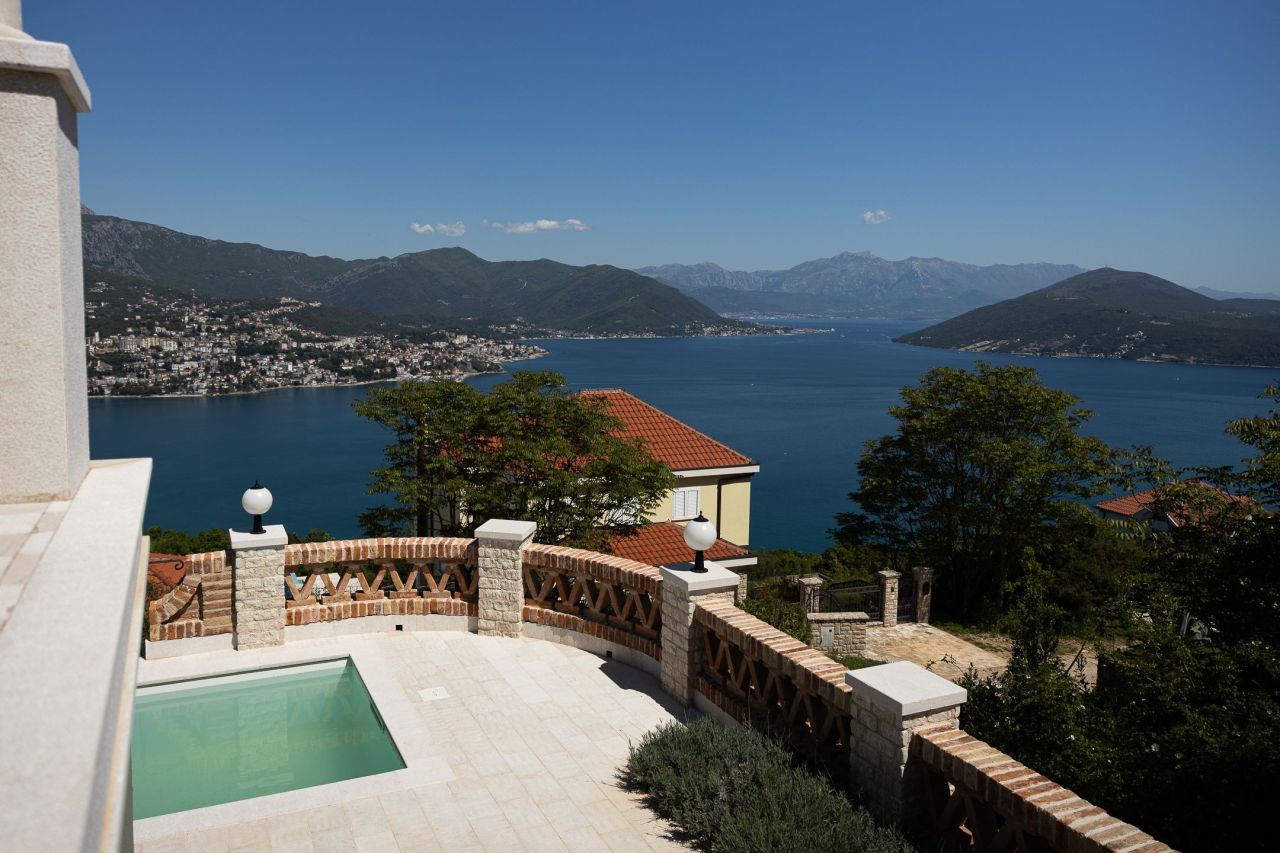 Вилла в Игало, Черногория, 167 м² - фото 17