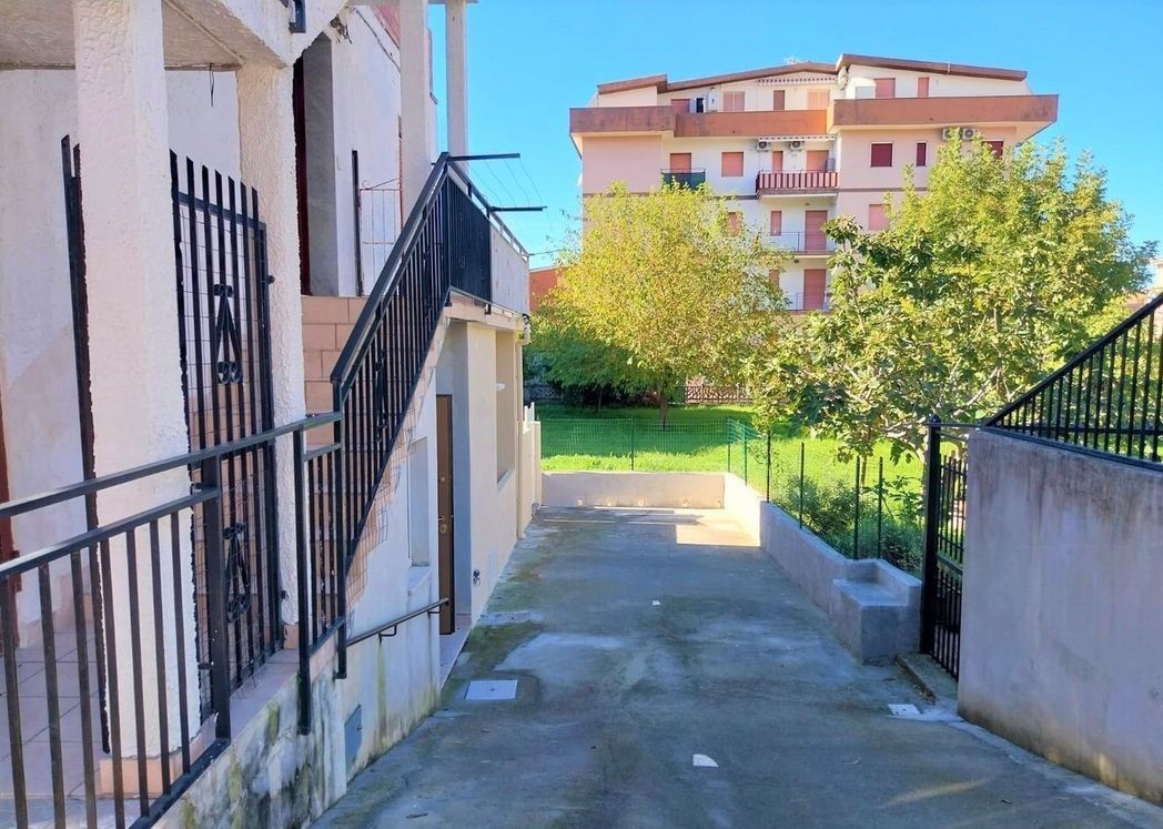 Квартира в Скалее, Италия, 40 м² - фото 12