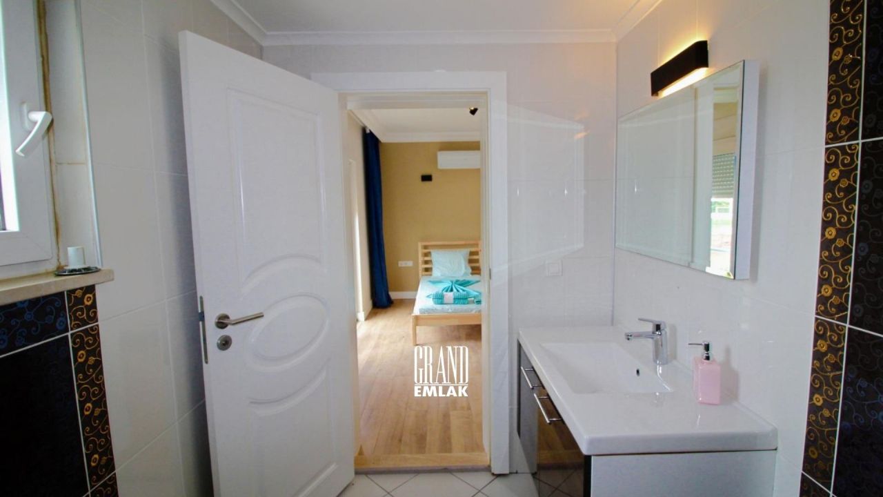 Вилла в Анталии, Турция, 350 м² - фото 17