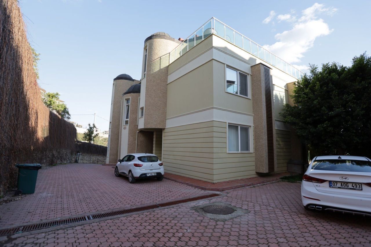 Вилла в Алании, Турция, 267 м² - фото 2