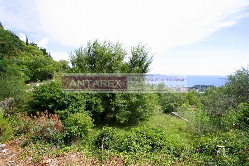 Земля в Херцег-Нови, Черногория, 1 000 м² - фото 2