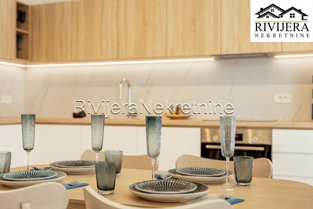 Квартира в Игало, Черногория, 92 м² - фото 13