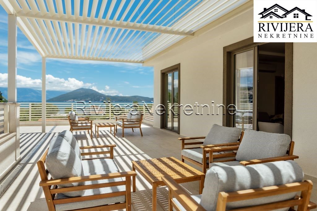 Квартира в Игало, Черногория, 92 м² - фото 11