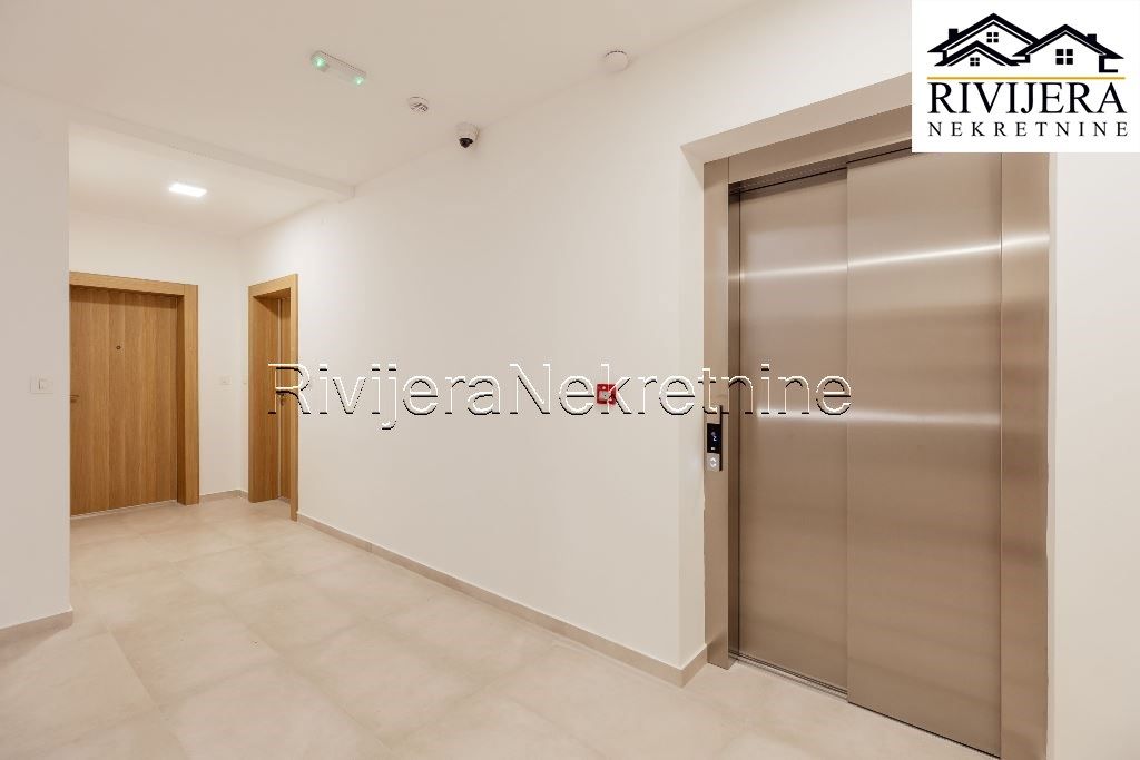 Квартира в Игало, Черногория, 100 м² - фото 8