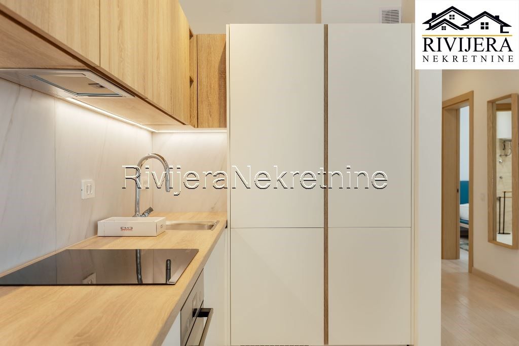 Квартира в Игало, Черногория, 100 м² - фото 14