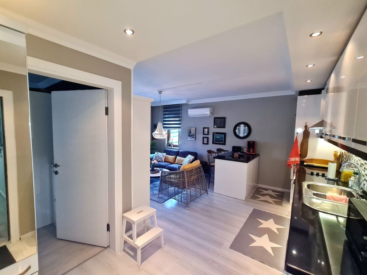 Квартира в Алании, Турция, 70 м² - фото 2