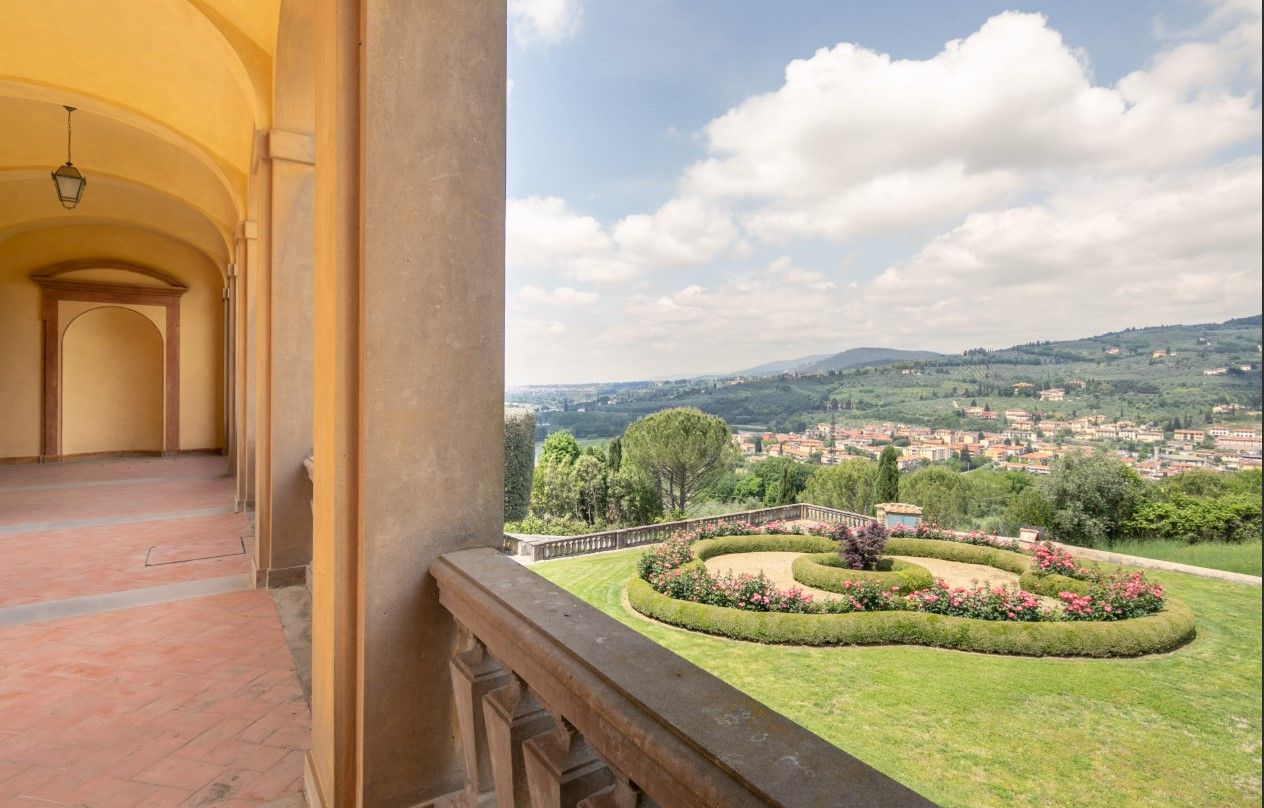 Вилла во Флоренции, Италия, 3 830 м² - фото 7