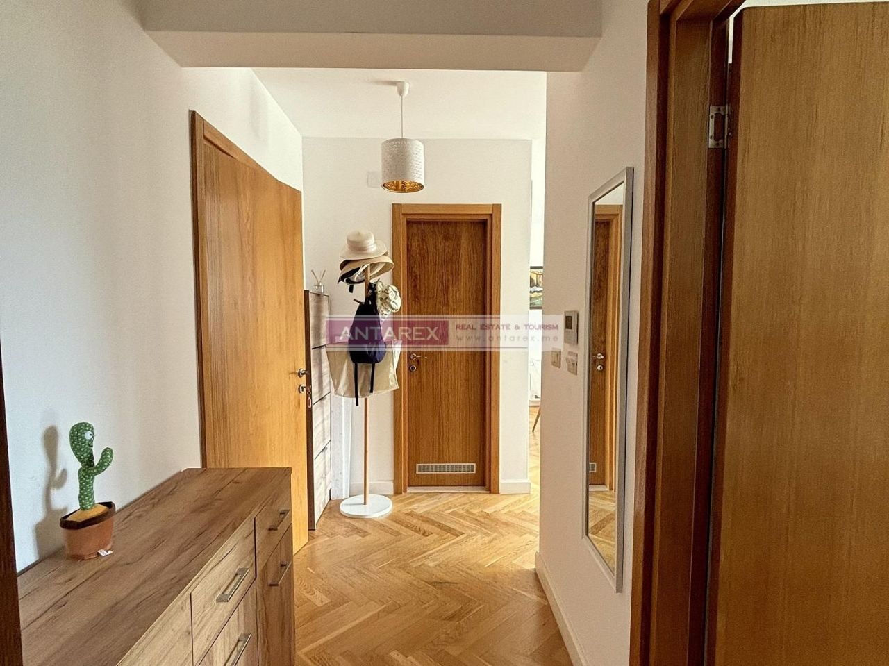 Апартаменты в Доброте, Черногория, 78 м² - фото 11