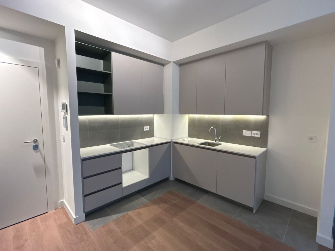 Квартира в Белграде, Сербия, 60 м² - фото 2