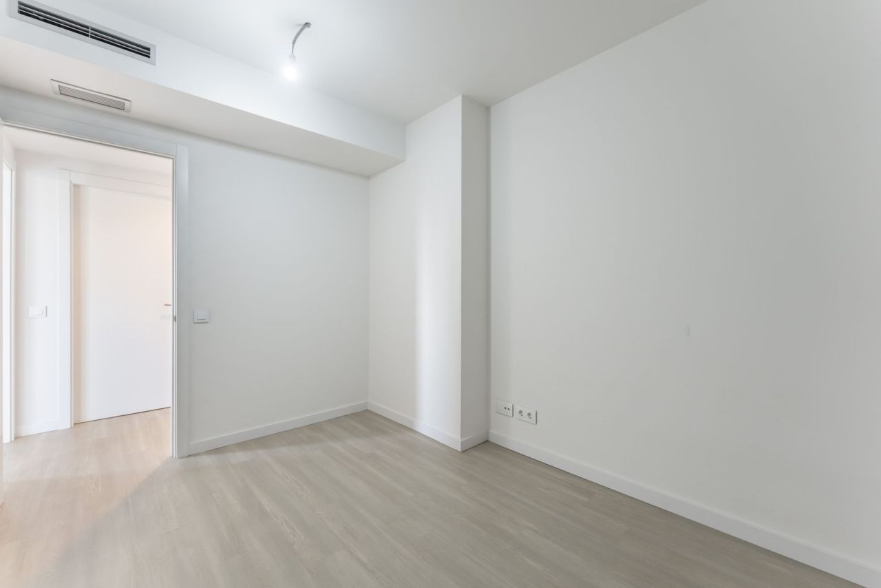 Апартаменты в Барселоне, Испания, 74 м² - фото 10