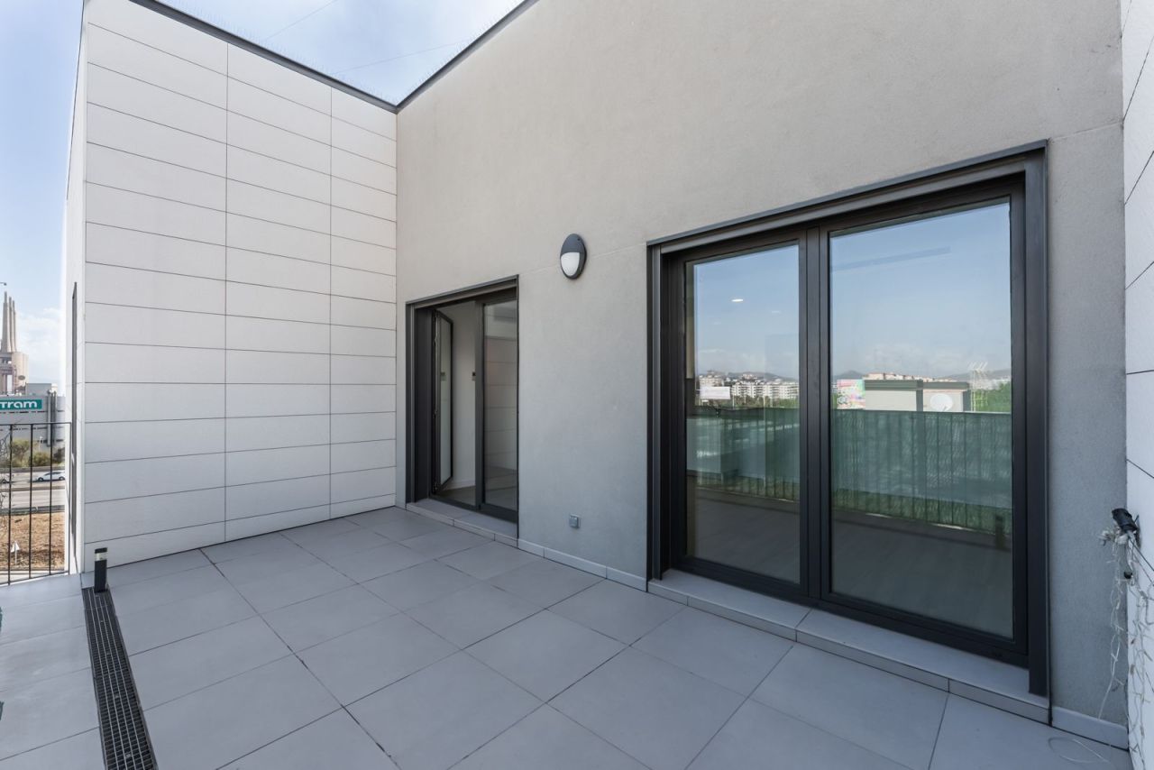 Апартаменты в Барселоне, Испания, 74 м² - фото 2