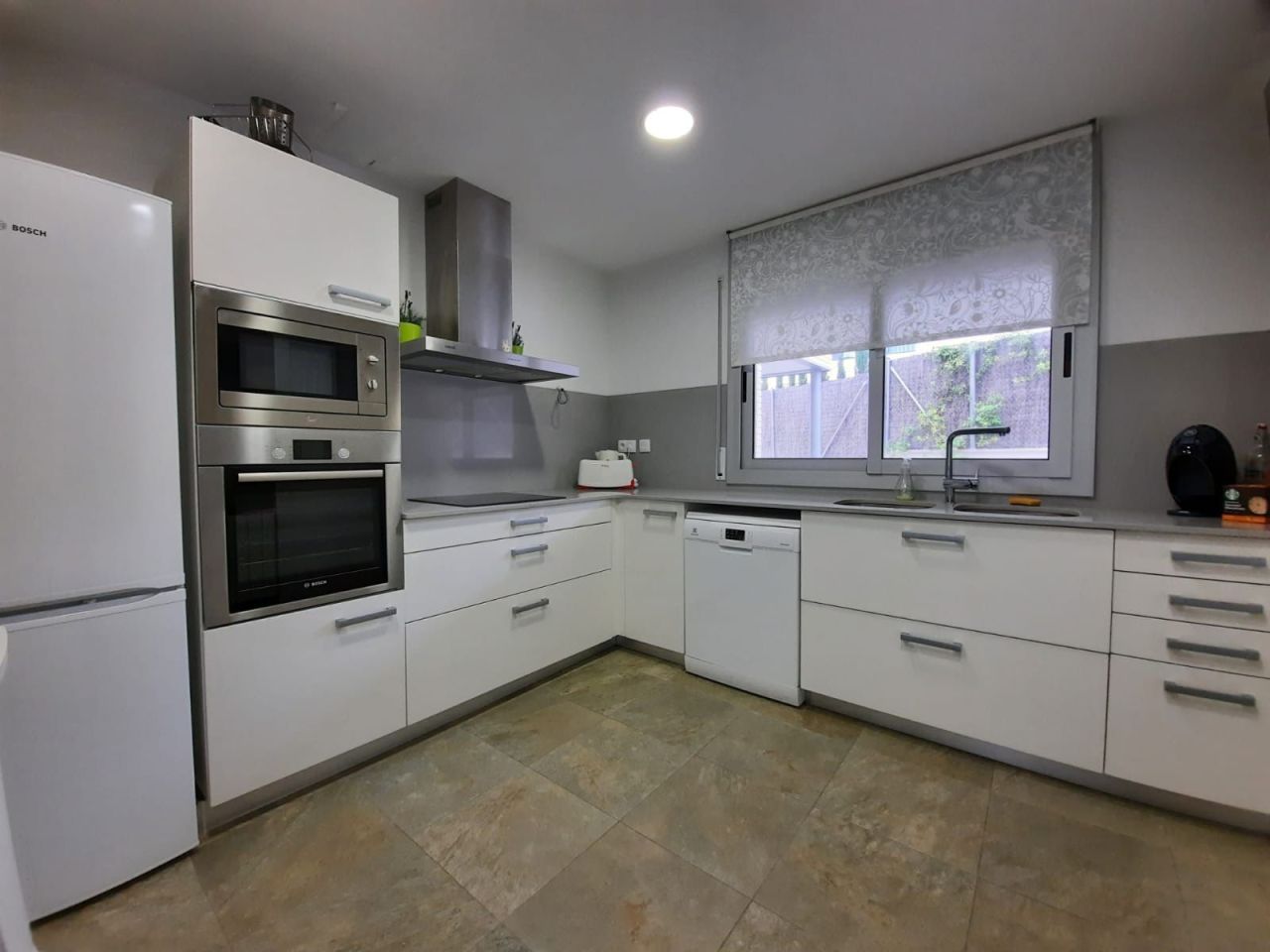 Коттедж в Сан-Андрес-де-Льеванерас, Испания, 150 м² - фото 8