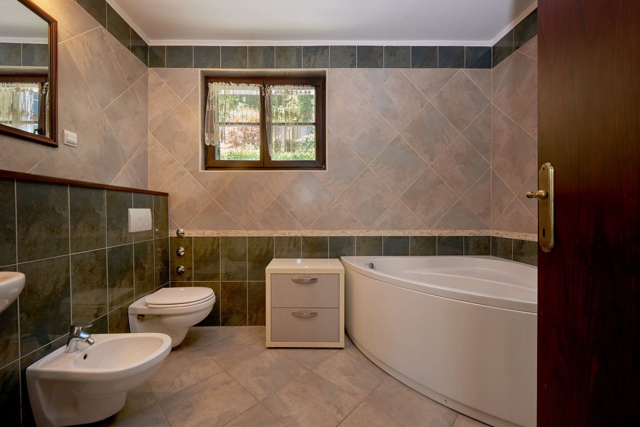 Вилла в Костанице, Черногория, 235 м² - фото 8