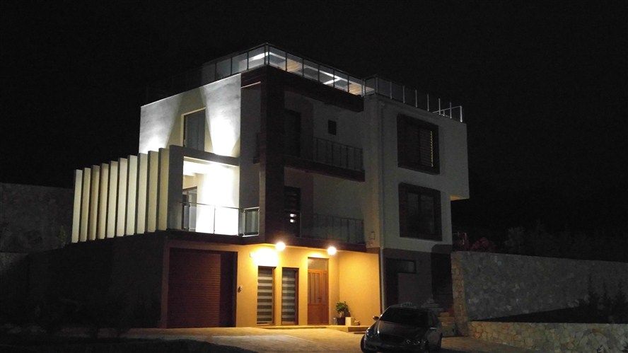 Вилла в Добра Воде, Черногория, 320 м² - фото 3