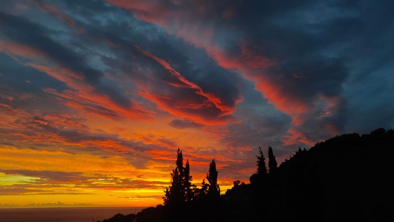 Вилла в Добра Воде, Черногория, 320 м² - фото 9