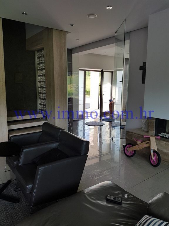 Коммерческая недвижимость в Тухельске Топлице, Хорватия, 700 м² - фото 4