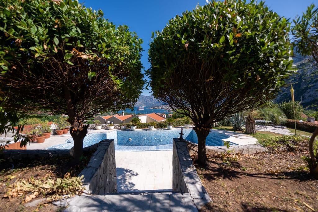 Дом в Которе, Черногория, 450 м² - фото 3