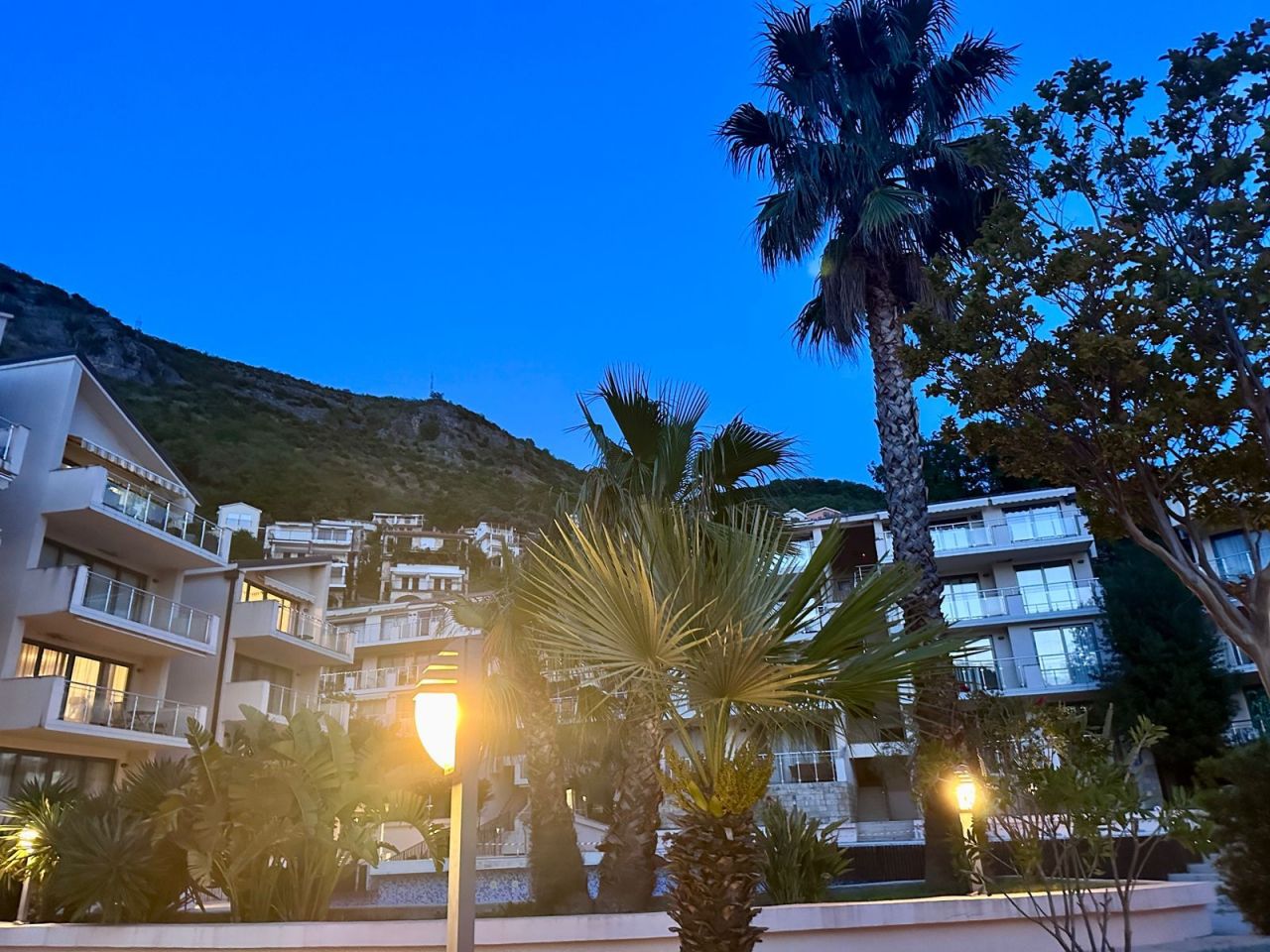 Квартира в Будве, Черногория, 77 м² - фото 4