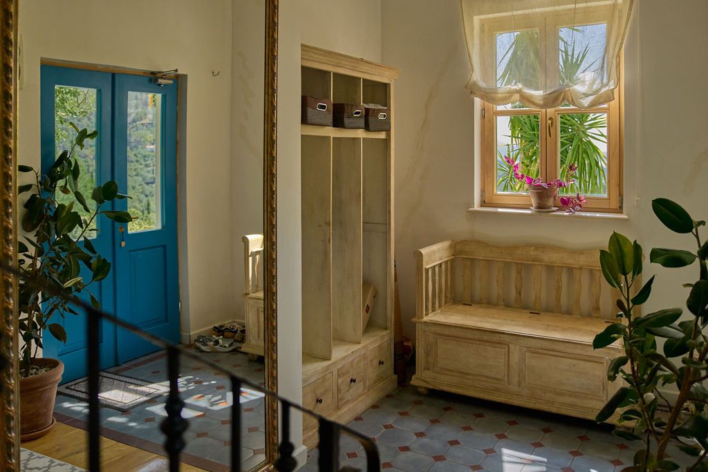 Дом в Херцег-Нови, Черногория, 300 м² - фото 3