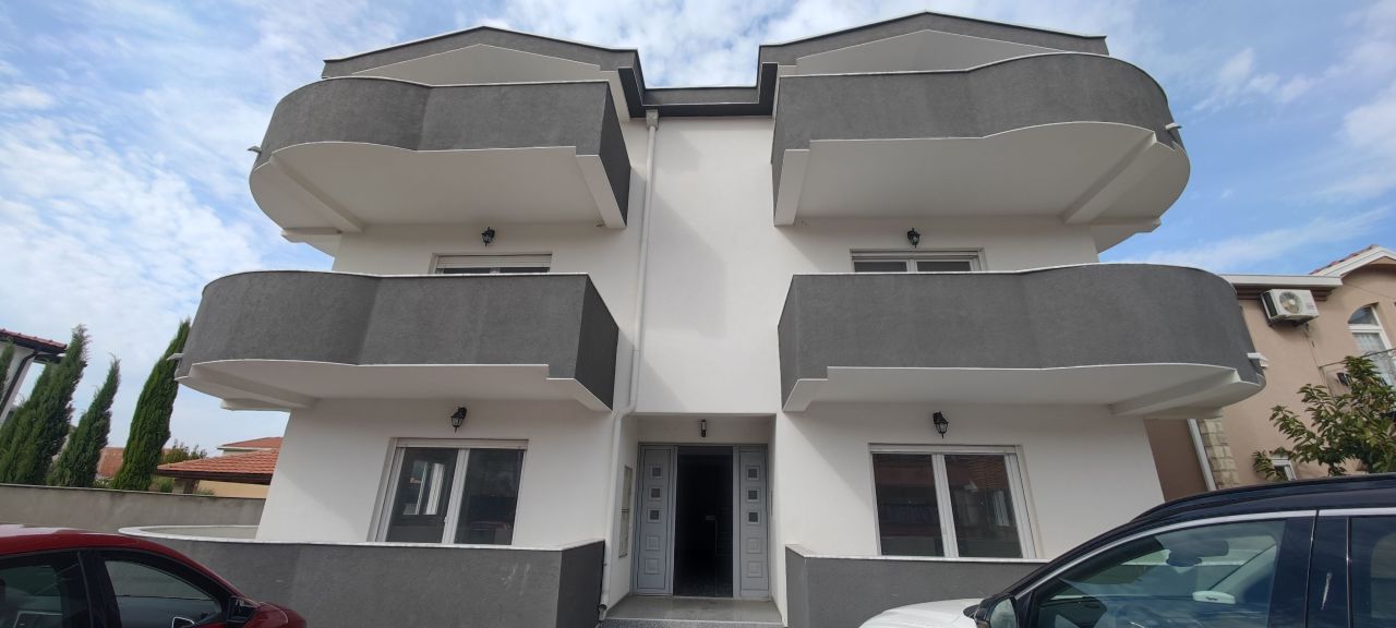 Квартира в Баре, Черногория, 59 м² - фото 17