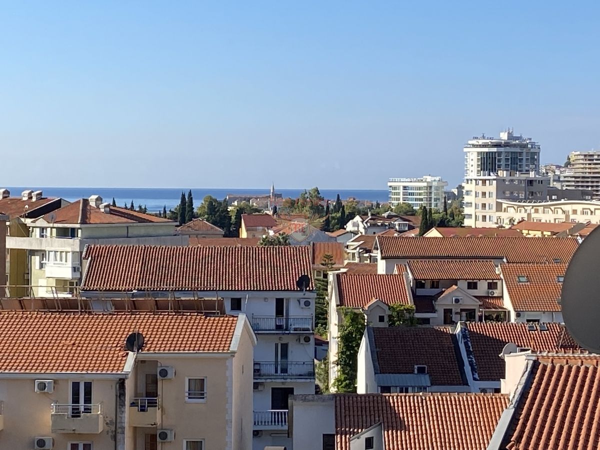 Квартира в Будве, Черногория, 130 м² - фото 1
