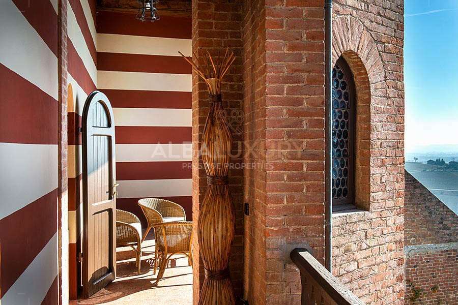 Вилла Strada Calcinara, Италия, 990 м² - фото 4