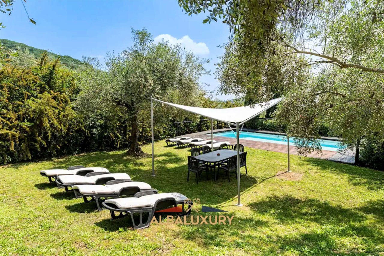 Вилла в Лукке, Италия, 1 200 м² - фото 6