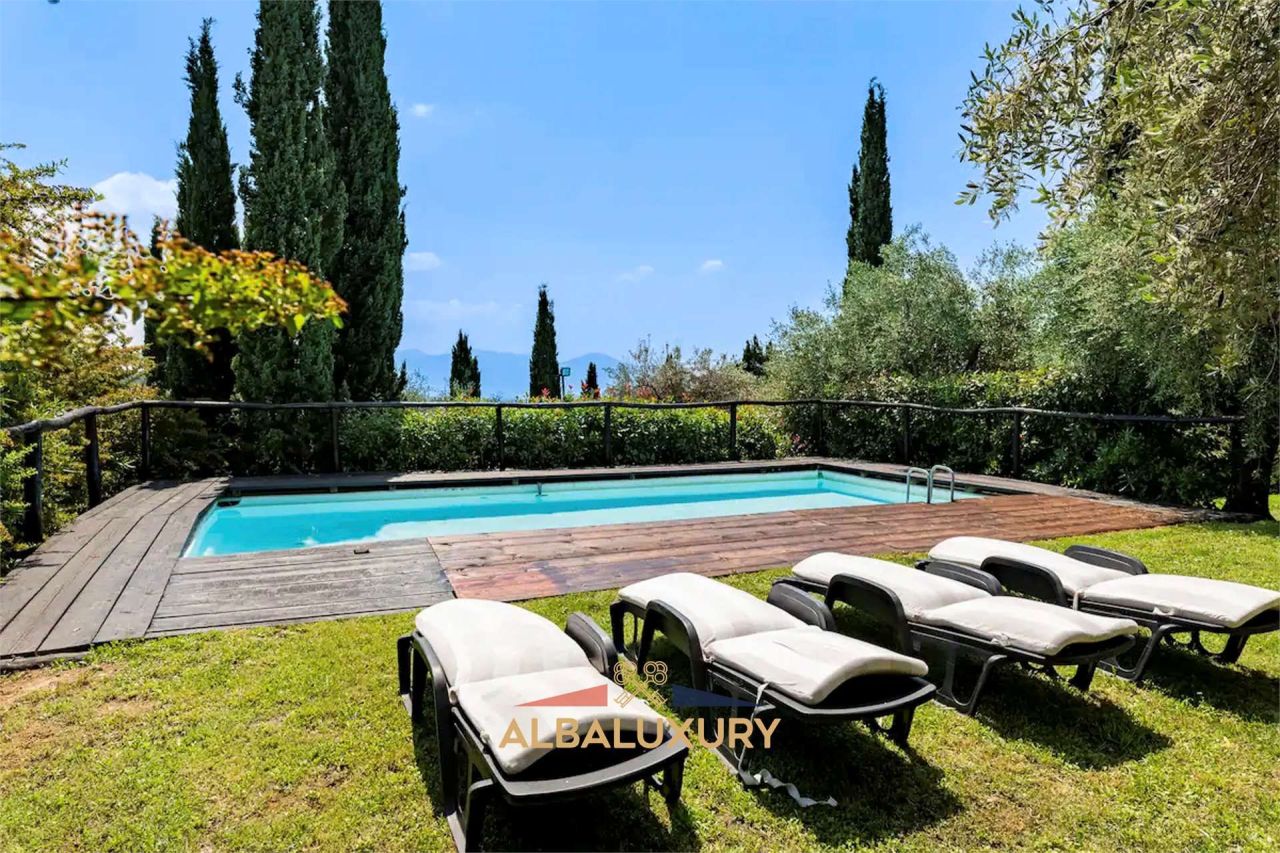 Вилла в Лукке, Италия, 1 200 м² - фото 8