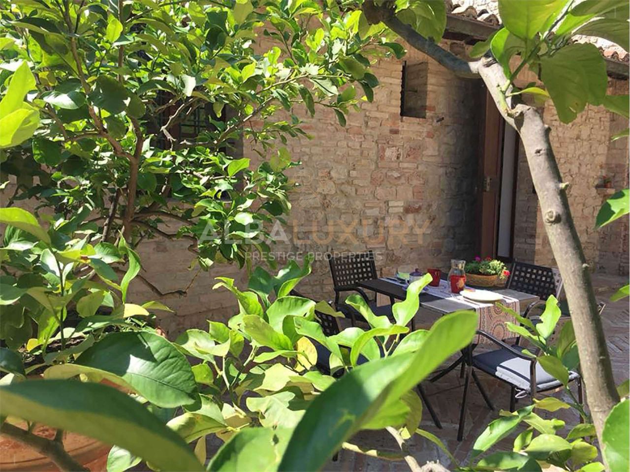 Апартаменты в Корчано, Италия, 1 000 м² - фото 11