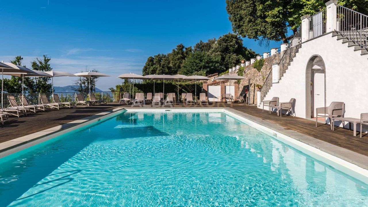 Апартаменты в Капаннори, Италия, 192 м² - фото 13