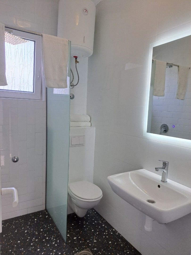 Отель, гостиница в Сутоморе, Черногория, 375 м² - фото 4