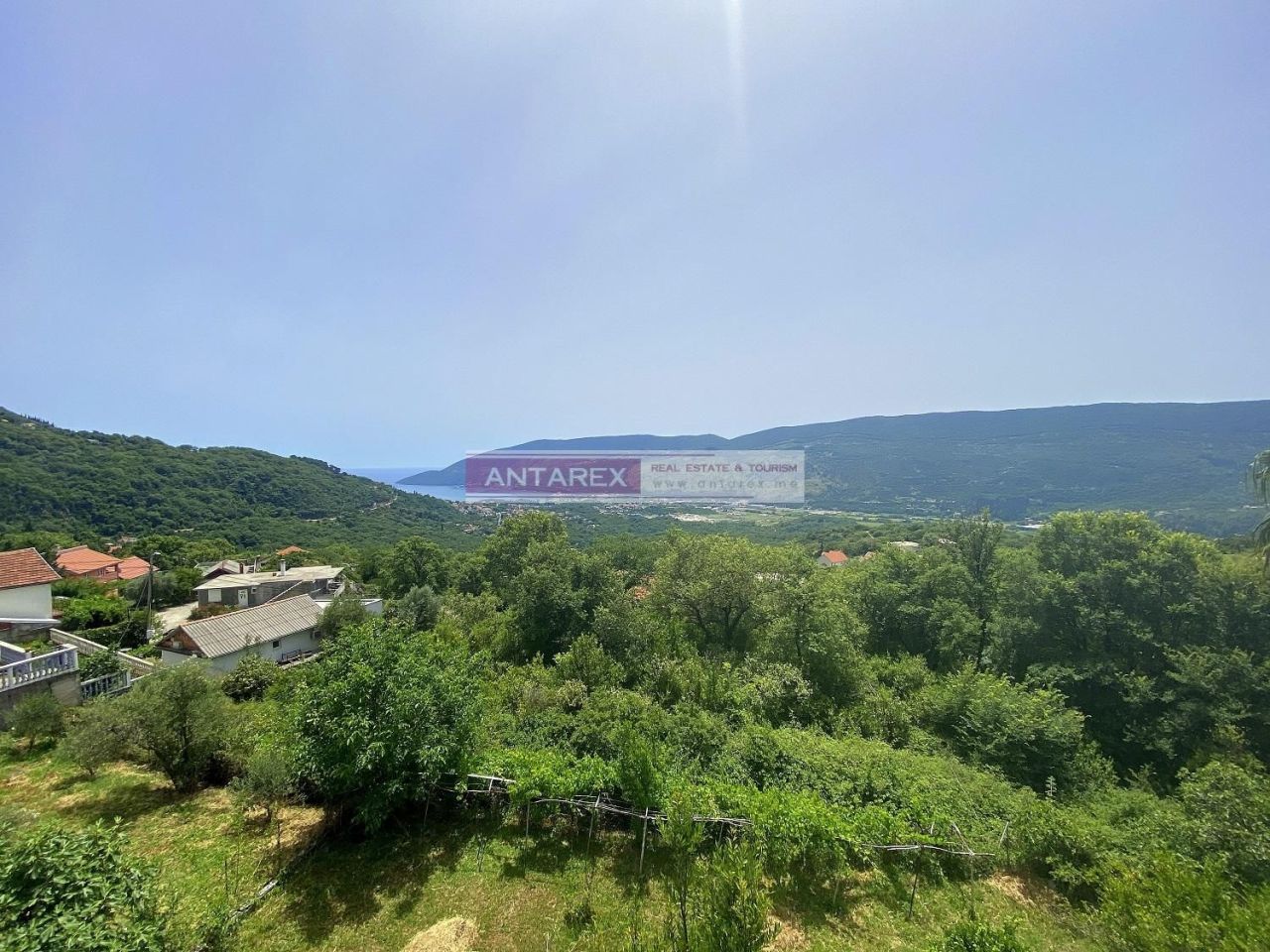 Вилла в Херцег-Нови, Черногория, 226 м² - фото 2