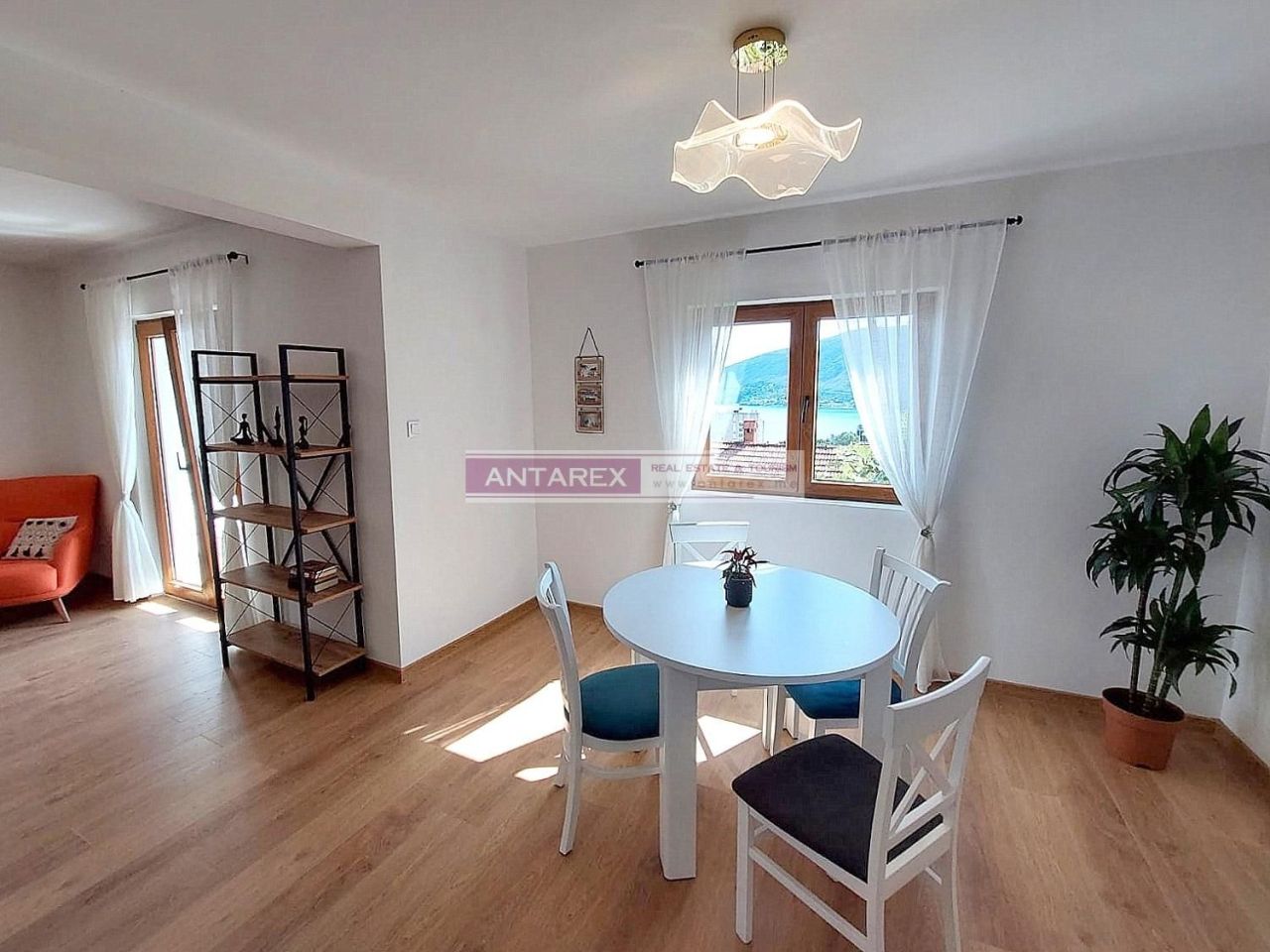 Апартаменты в Игало, Черногория, 70 м² - фото 3