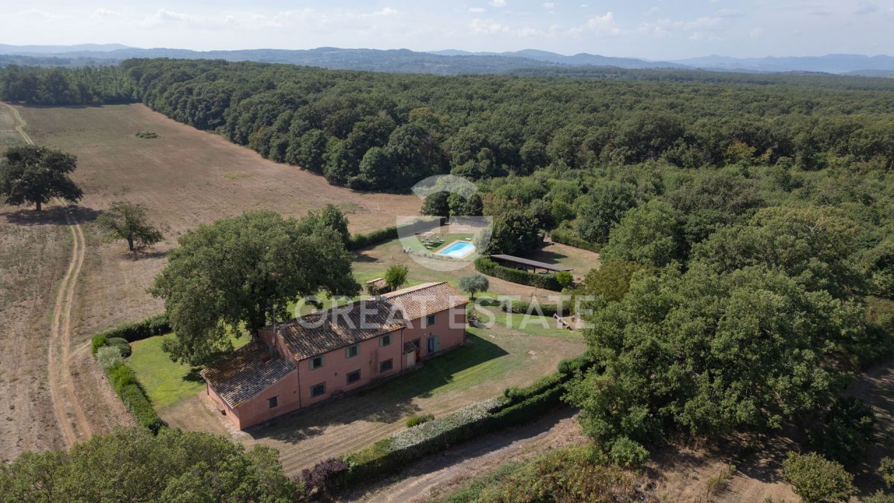 Дом в Витербо, Италия, 496.85 м² - фото 7