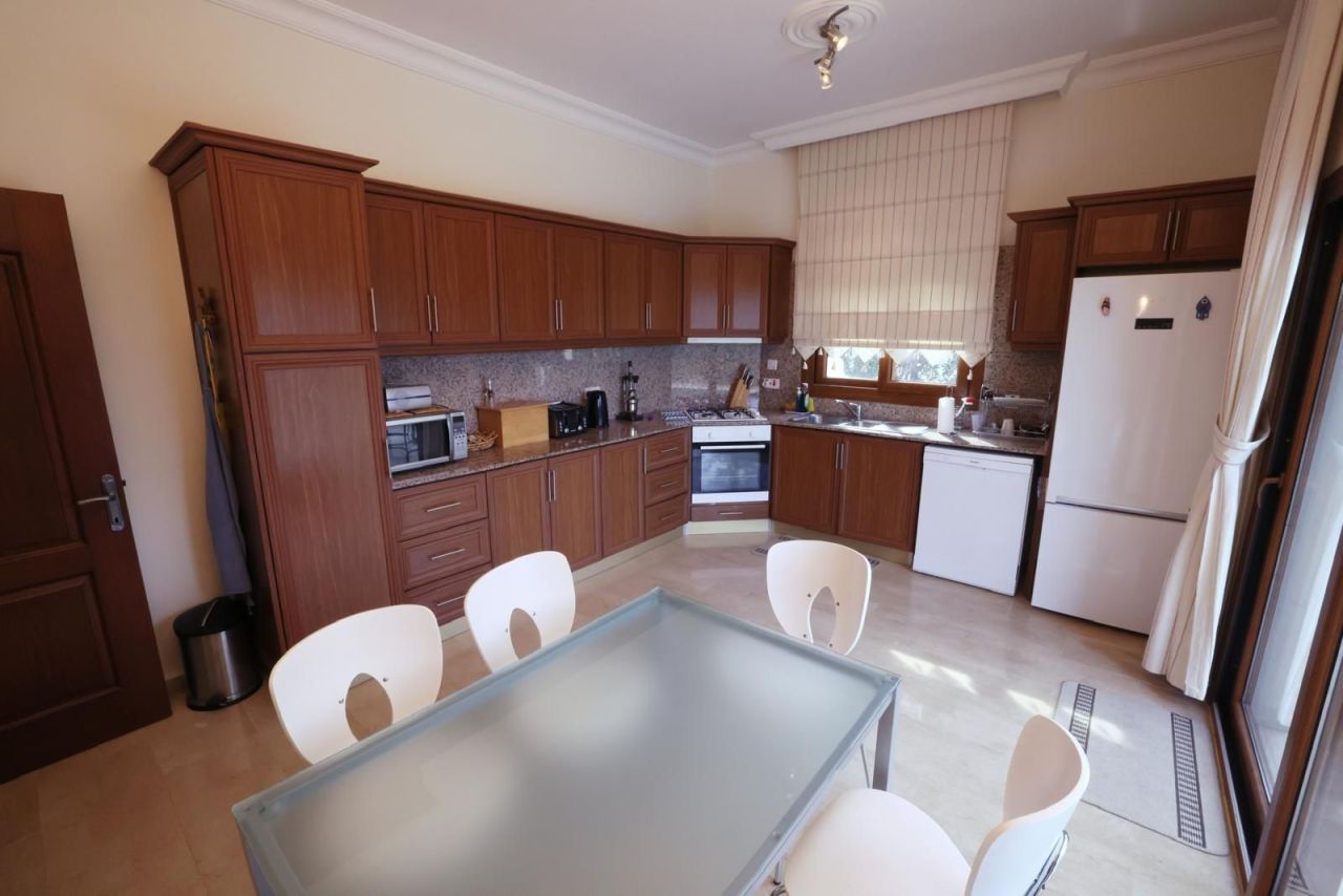 Вилла в Кирении, Кипр, 230 м² - фото 9