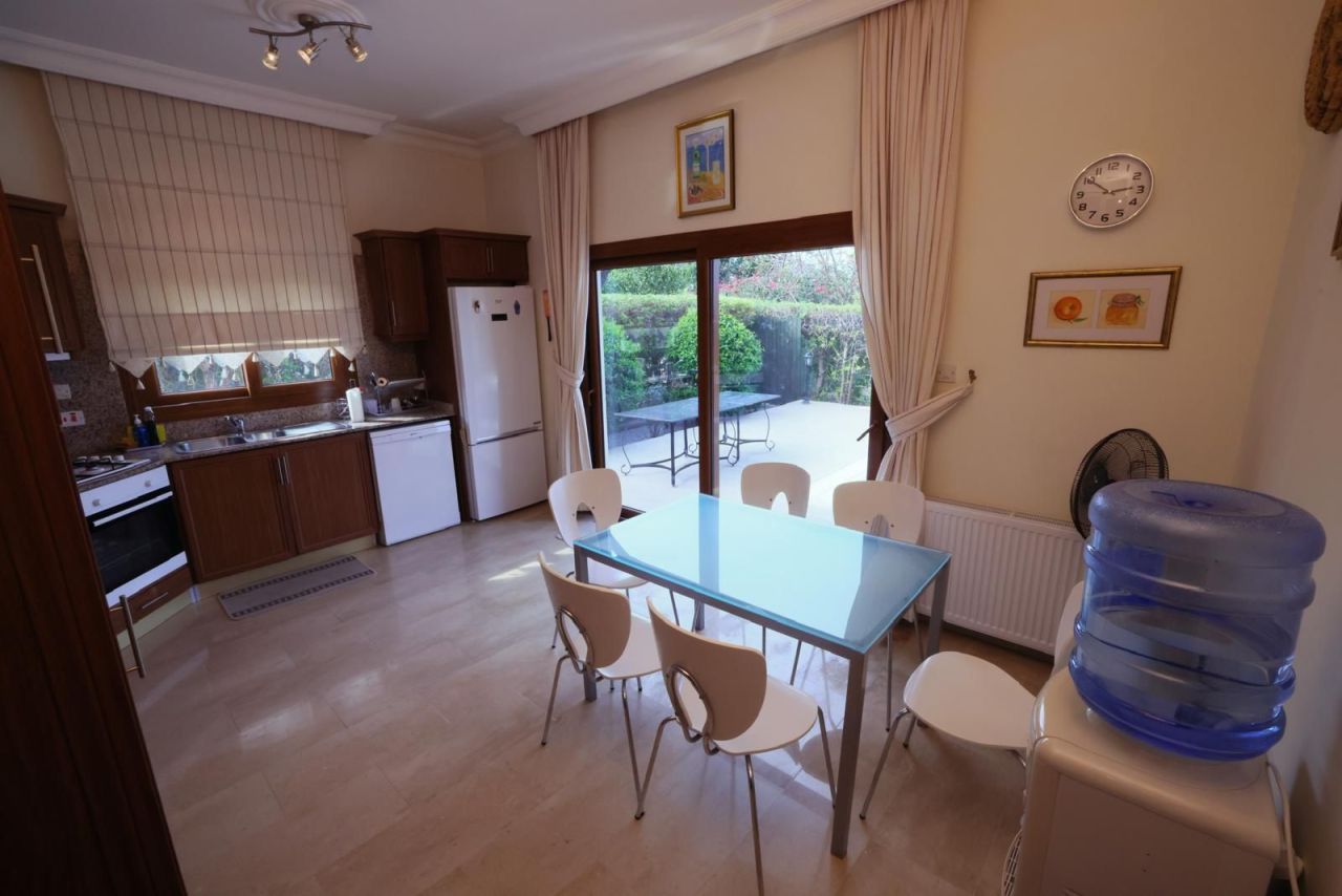 Вилла в Кирении, Кипр, 230 м² - фото 10