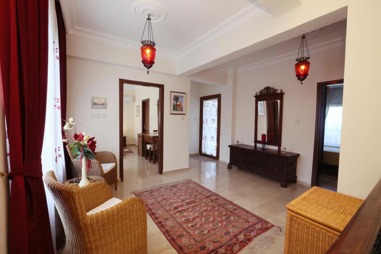 Вилла в Кирении, Кипр, 230 м² - фото 15