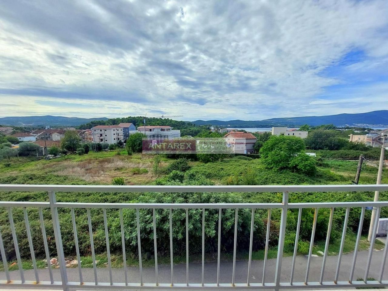 Апартаменты в Тивате, Черногория, 90 м² - фото 11