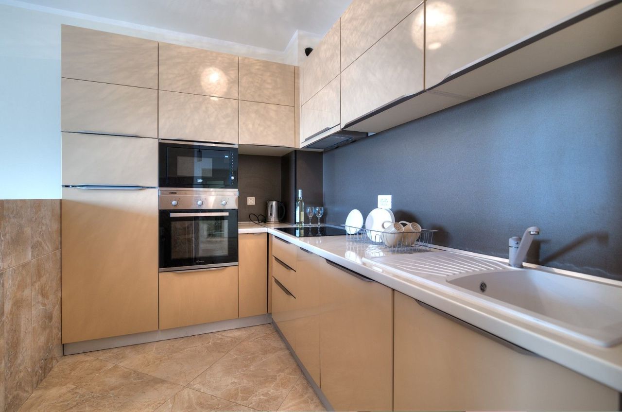 Квартира в Будве, Черногория, 125 м² - фото 4