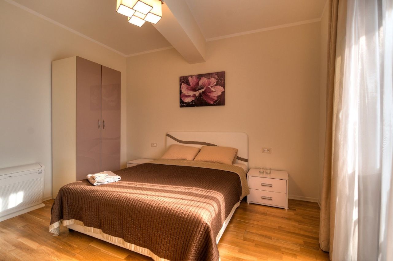 Квартира в Будве, Черногория, 125 м² - фото 13