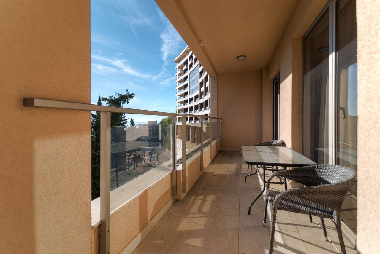 Квартира в Будве, Черногория, 149 м² - фото 13