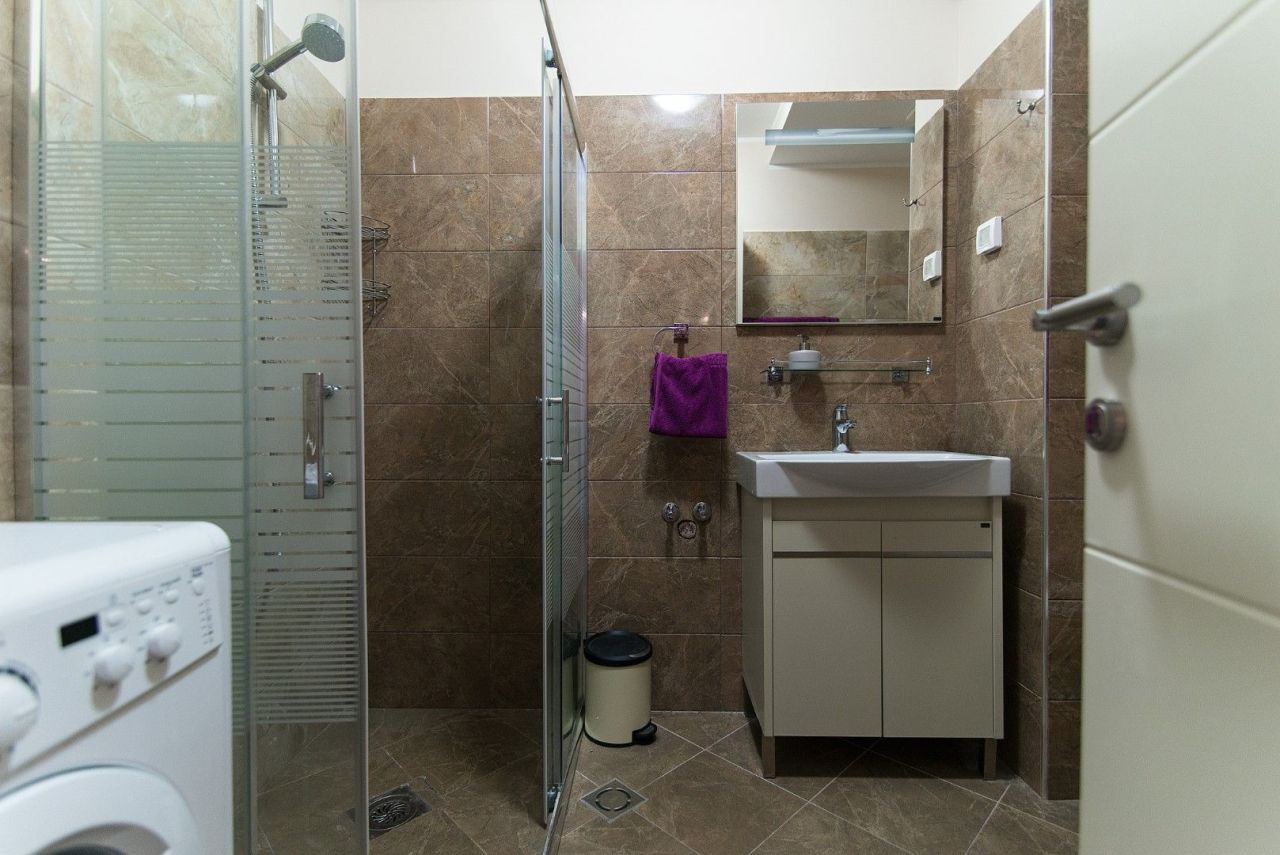 Квартира в Будве, Черногория, 149 м² - фото 17