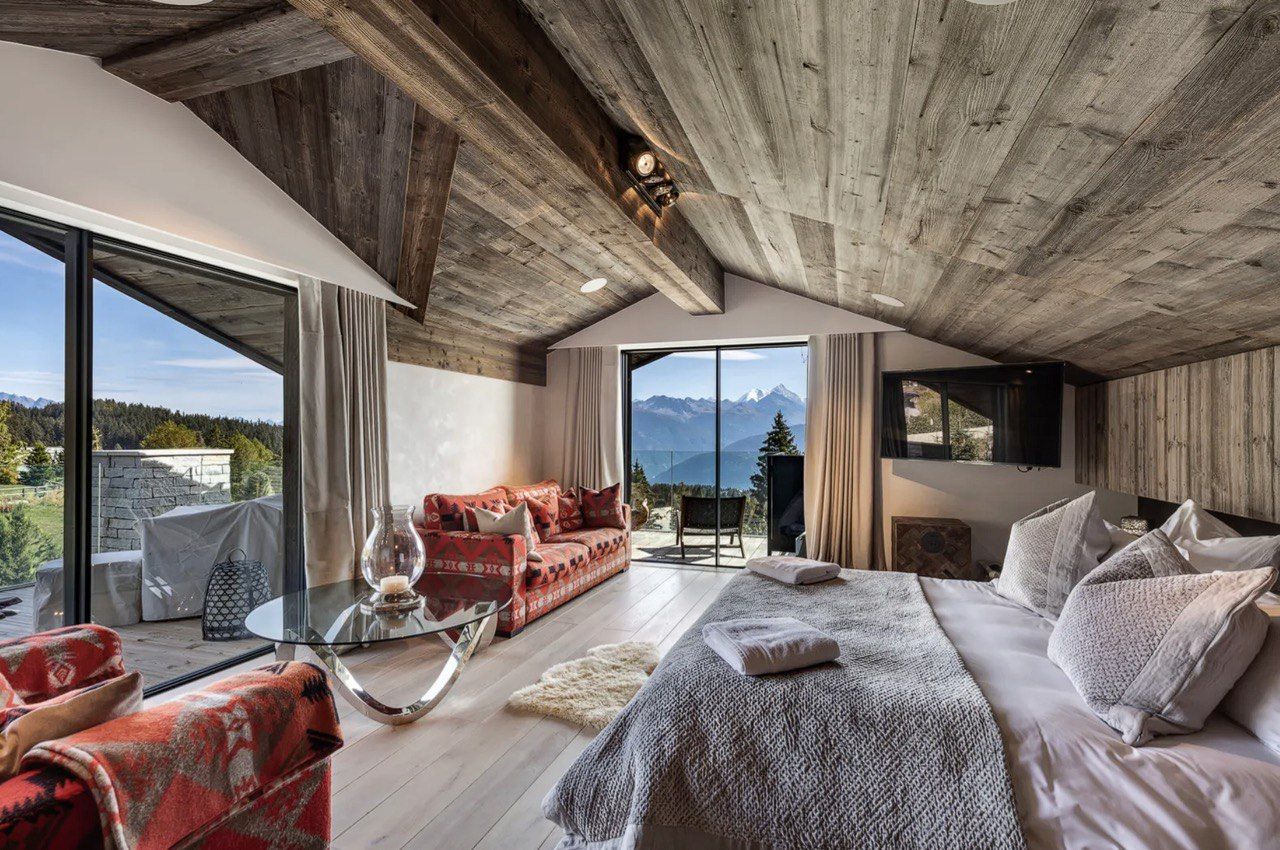 Шале в Кран-Монтане, Швейцария, 1 700 м² - фото 5